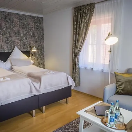 Gaestehaus Und Cafe Zur Silbernen Kanne Guest house Rothenburg ob der Tauber