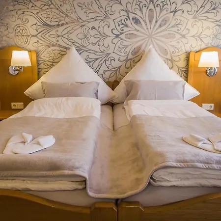 בית הארחה Gaestehaus Und Cafe Zur Silbernen Kanne